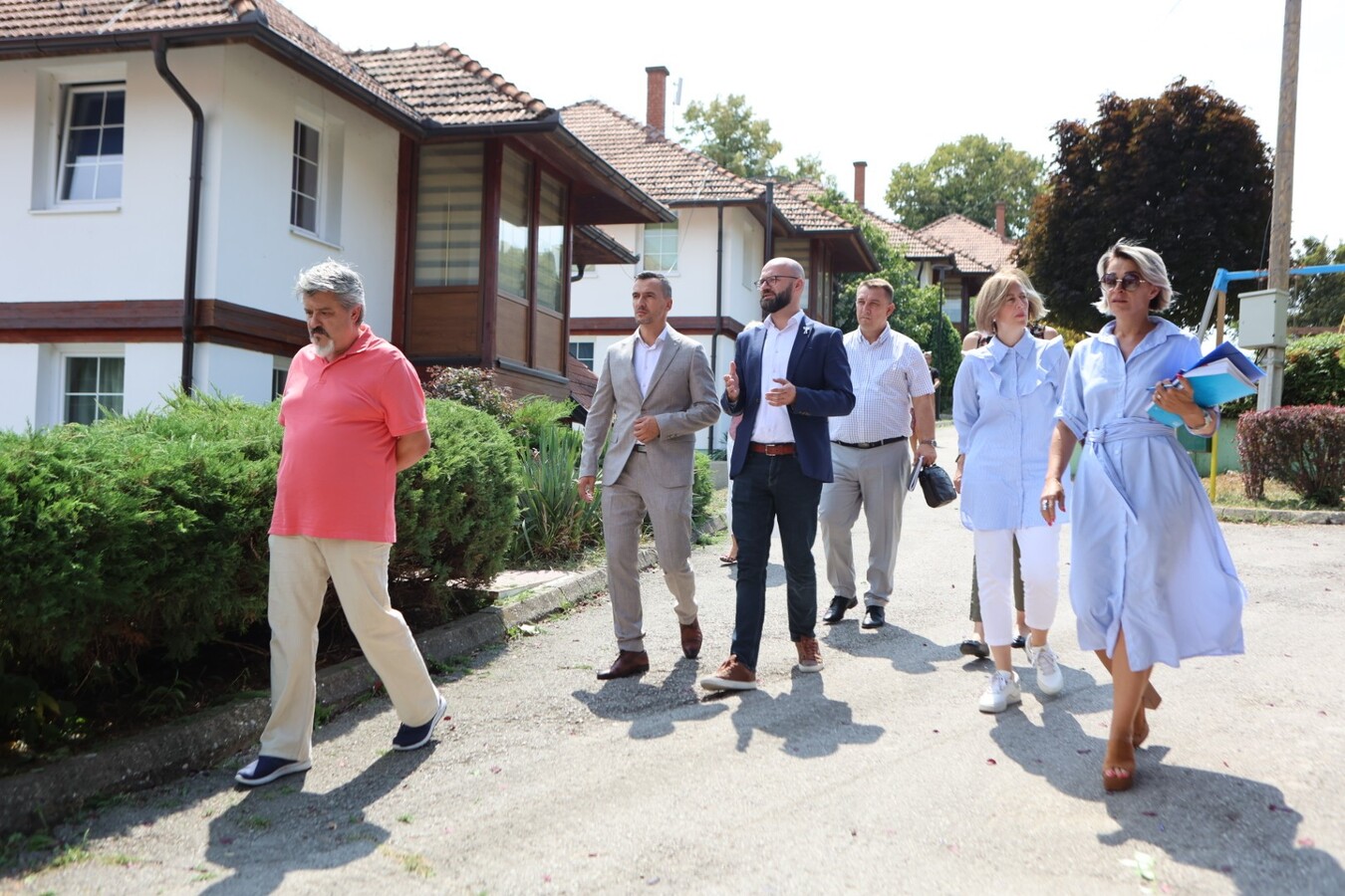 1723636832_66bc9c60e01cc