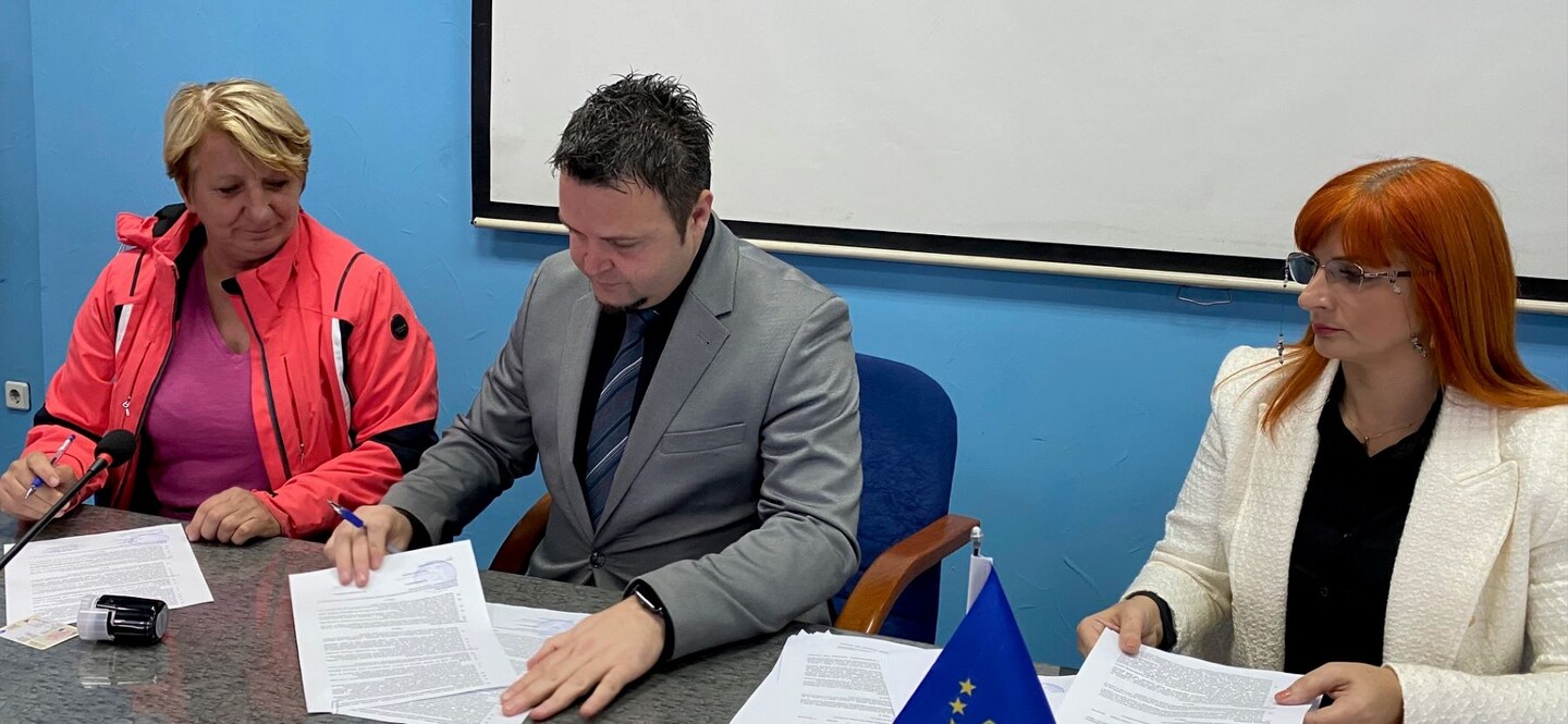 1732024816_673c99f0d0516