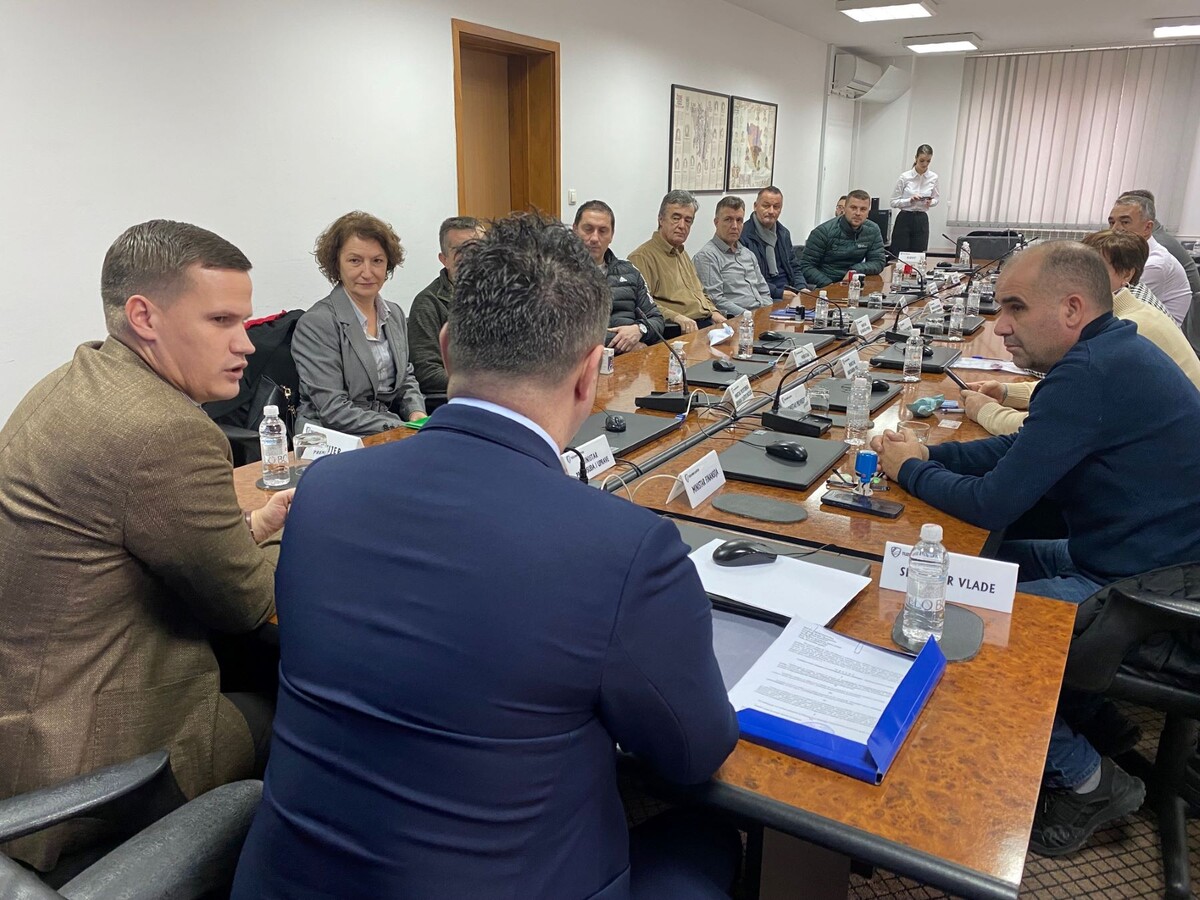 1733410821_6751c0054f27e