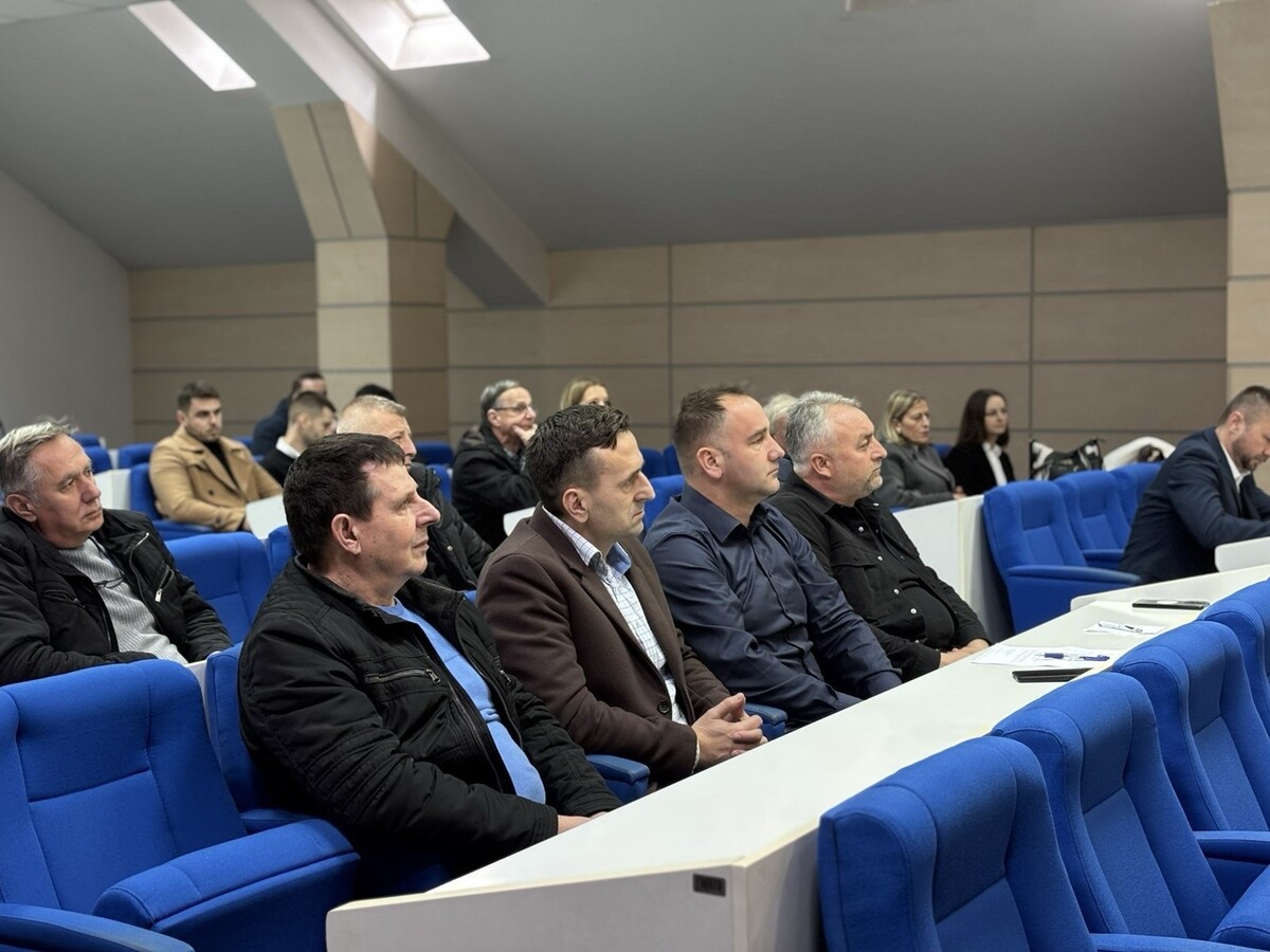 1737039617_67891f018b91c