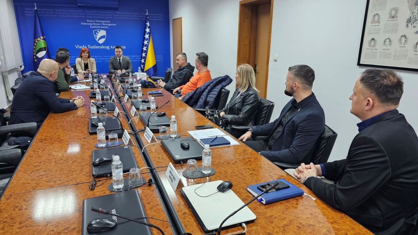 1742990419_67e3ec534c2fc