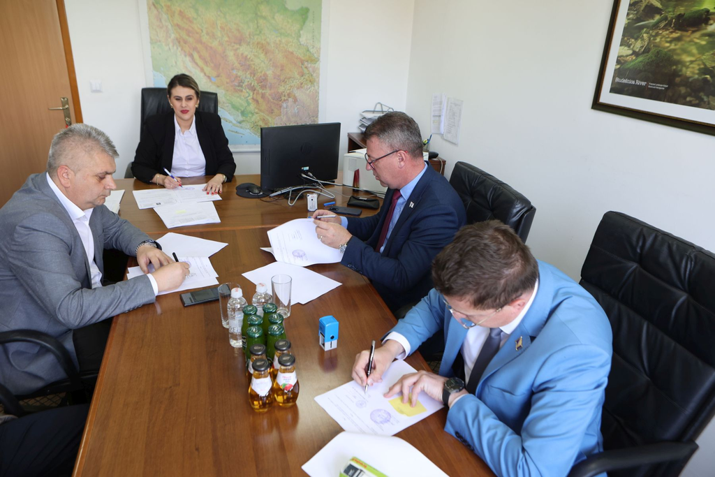 Vlada TK za projekte u 3 lokalne zajednice izdvojila četvrt miliona KM