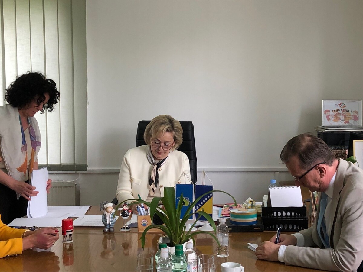 1747051220_6821e2d47e131