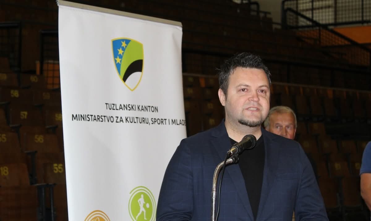 1747746018_682c7ce29d583