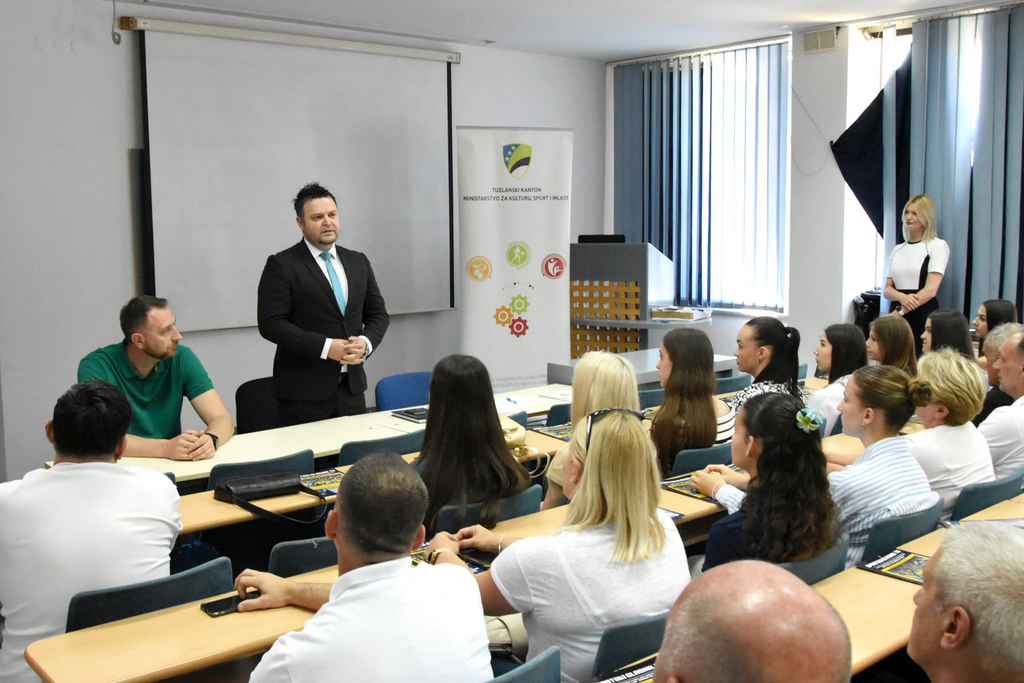 Resorno ministarstvo nagradilo postignute rezultate u sportu i trenažnom procesu sa 100.000 KM