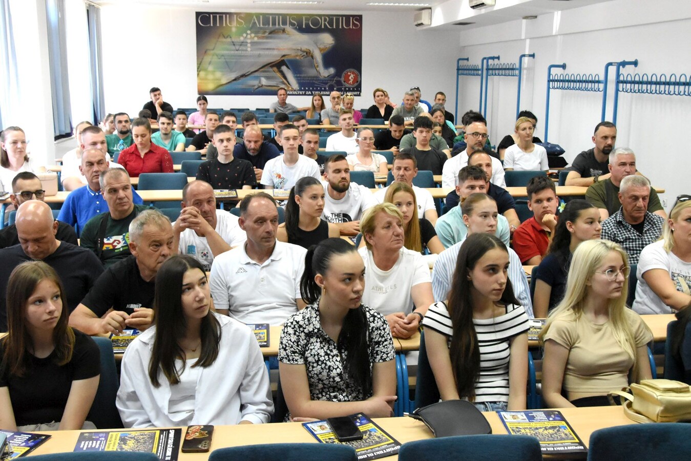 1749128418_684194e2f3416