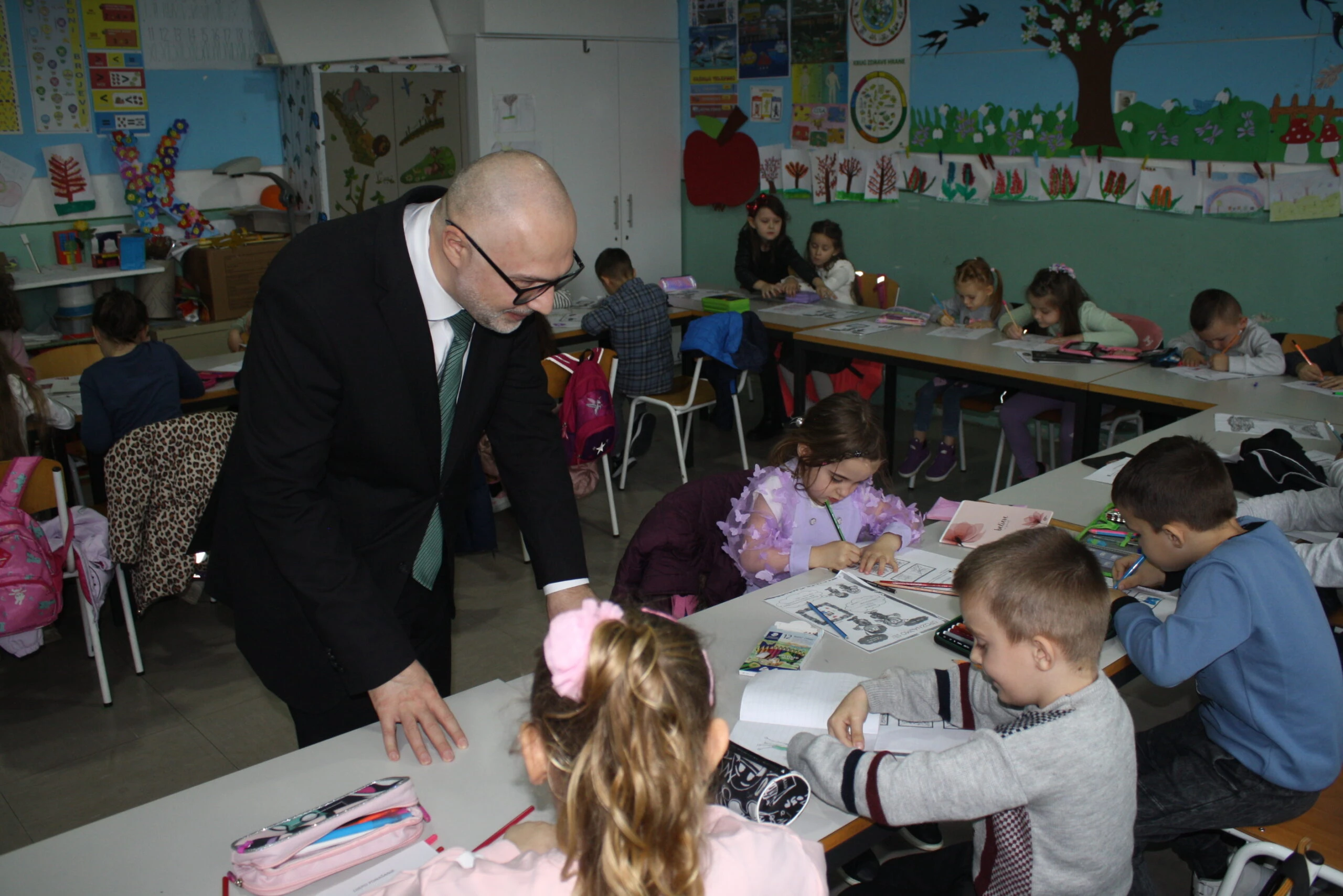 Počeo obavezni program predškolskog odgoja i obrazovanja u osnovnim škola TK