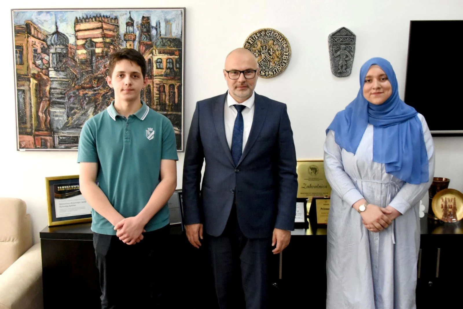 Ministar Omerović primio mlade olimpijce: Znanje ima podršku Vlade i Ministarstva obrazovanja i nauke Tuzlanskog kantona