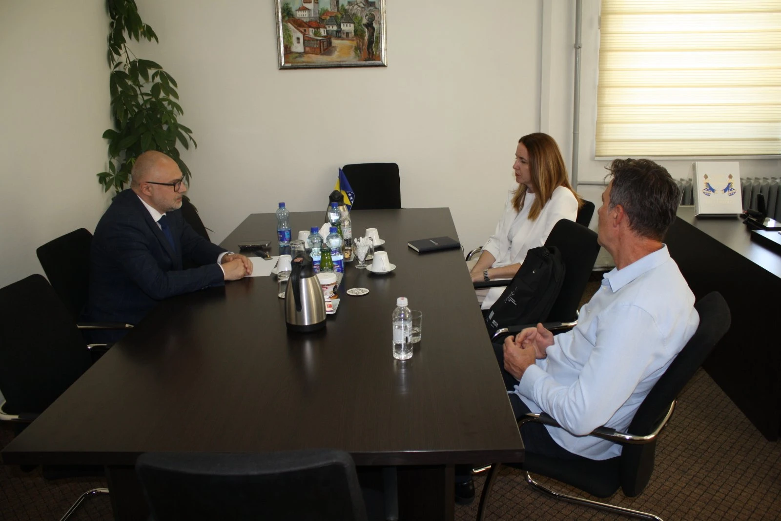 Ministar Omerović sa predstavnicima British Council-a o podršci učenicama u digitalnom sektoru