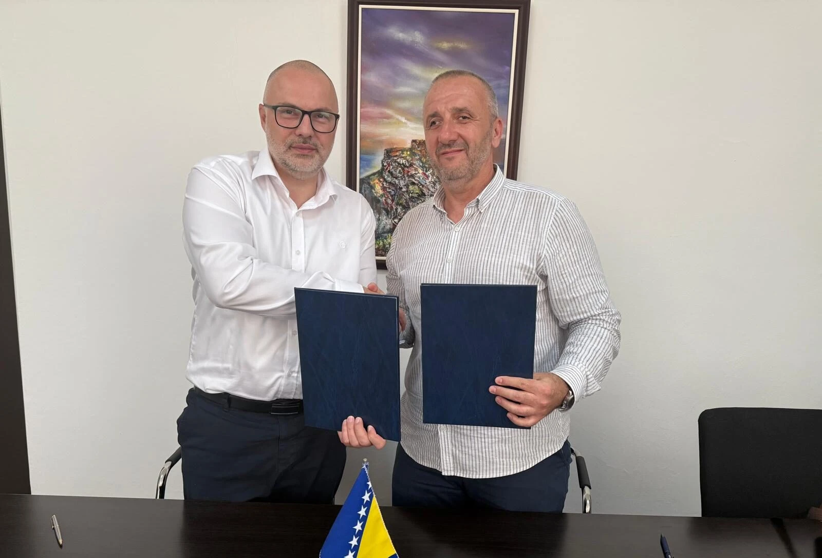 Potpisan Memorandum o saradnji između Ministarstva obrazovanja i nauke Tuzlanskog kantona i Asocijacije „Pro-Aktiva“