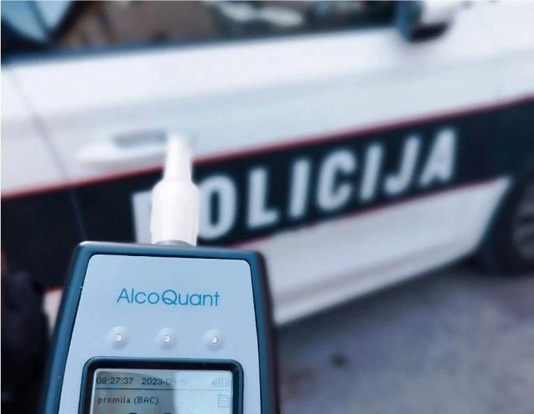 Uprava policije - Pojačana kontrola saobraćaja i vozača pod dejstvom alkohola, izdato 78 prekršajnih naloga